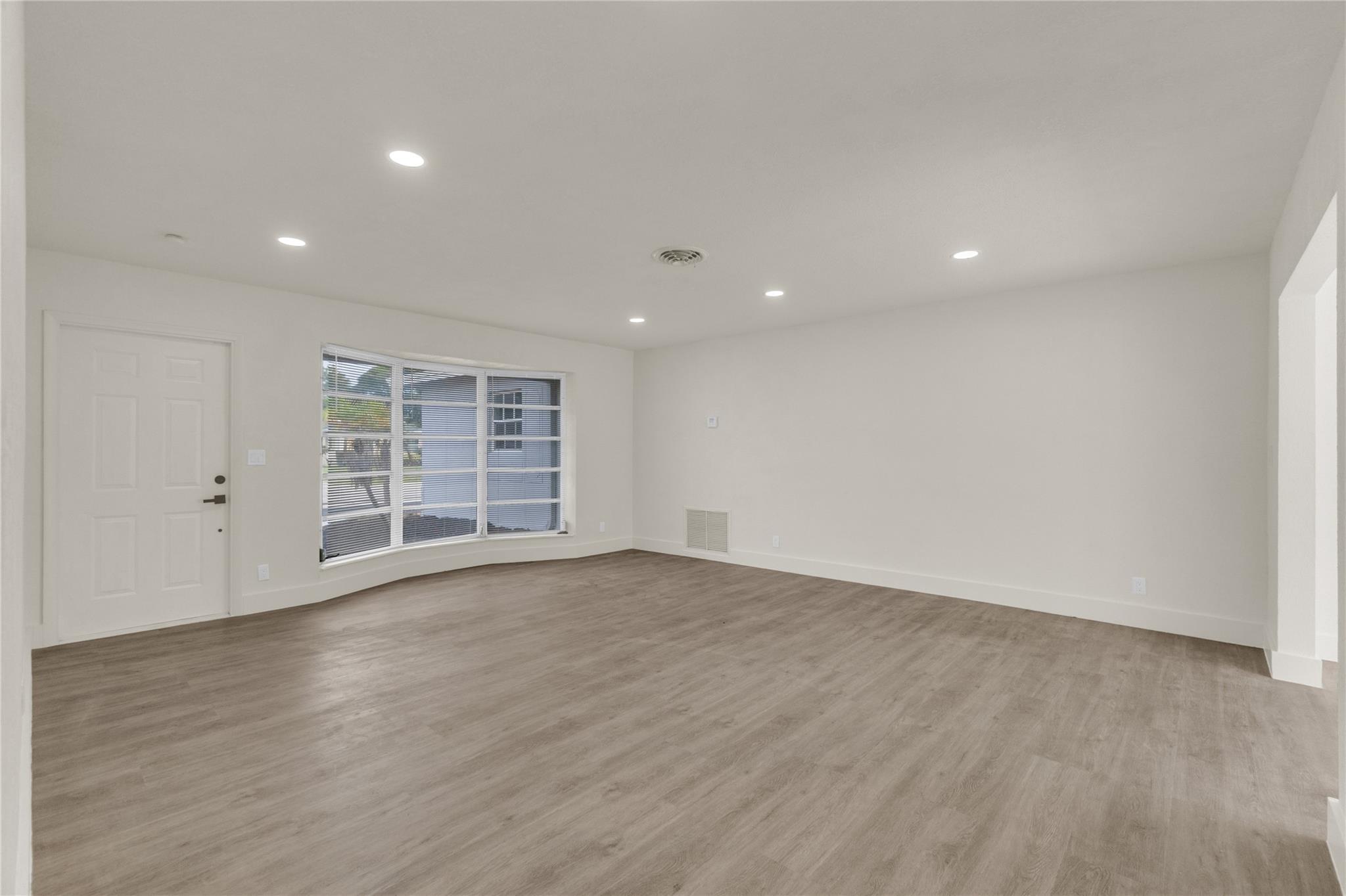 Forward Sub Two 64-30 B - Residential