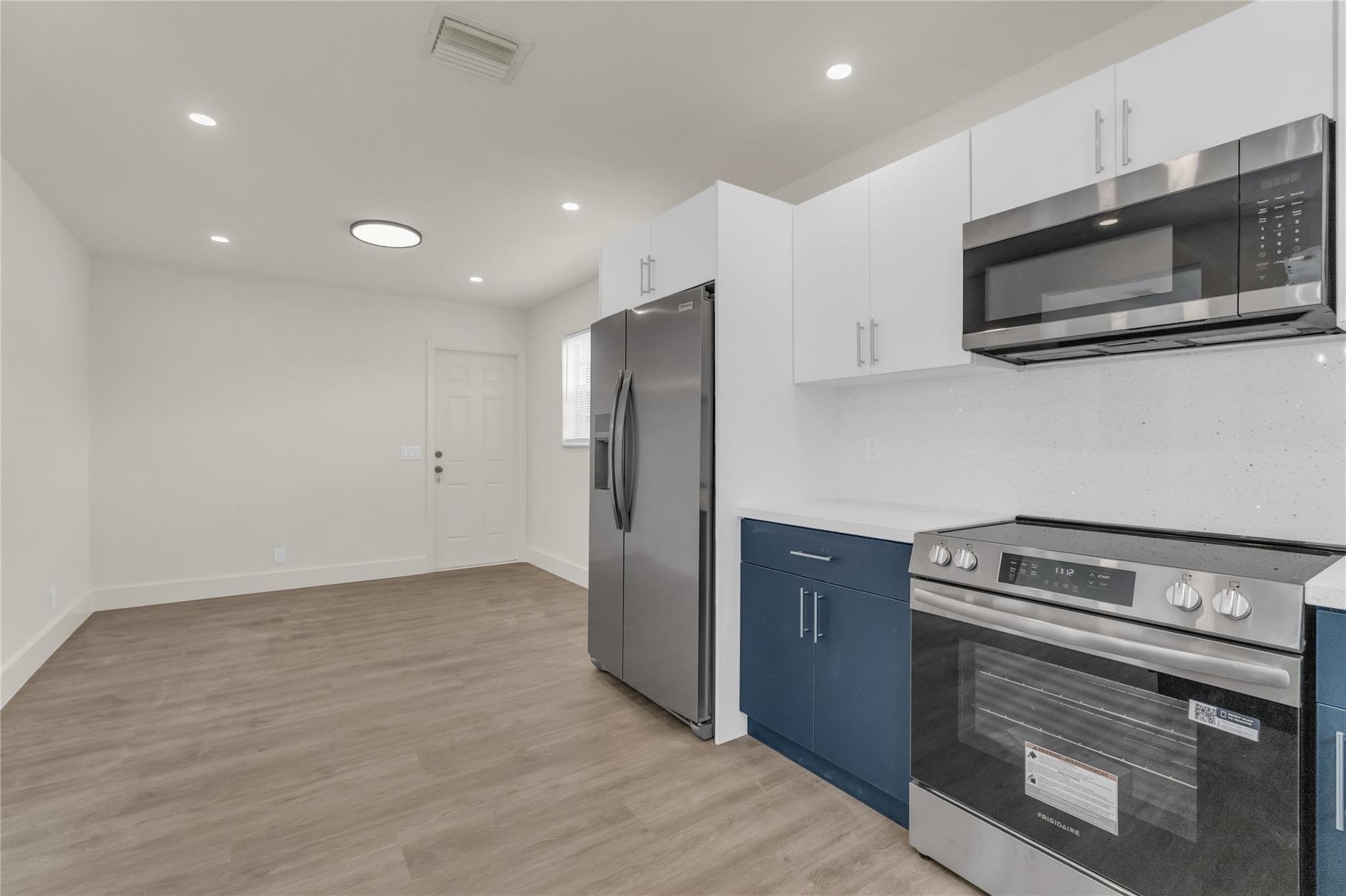 Forward Sub Two 64-30 B - Residential