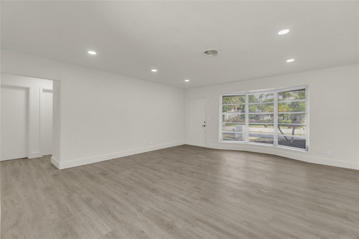 Forward Sub Two 64-30 B - Residential