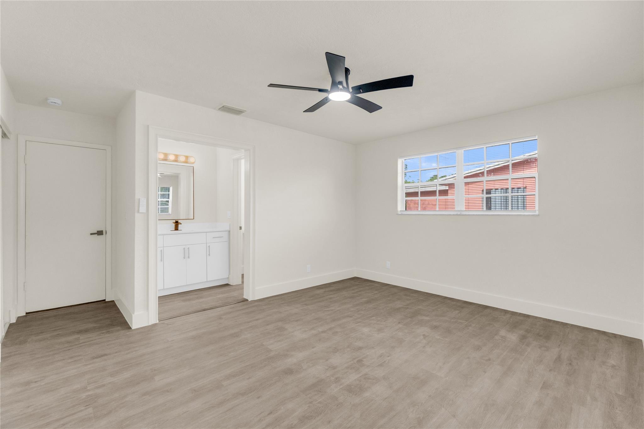 Forward Sub Two 64-30 B - Residential