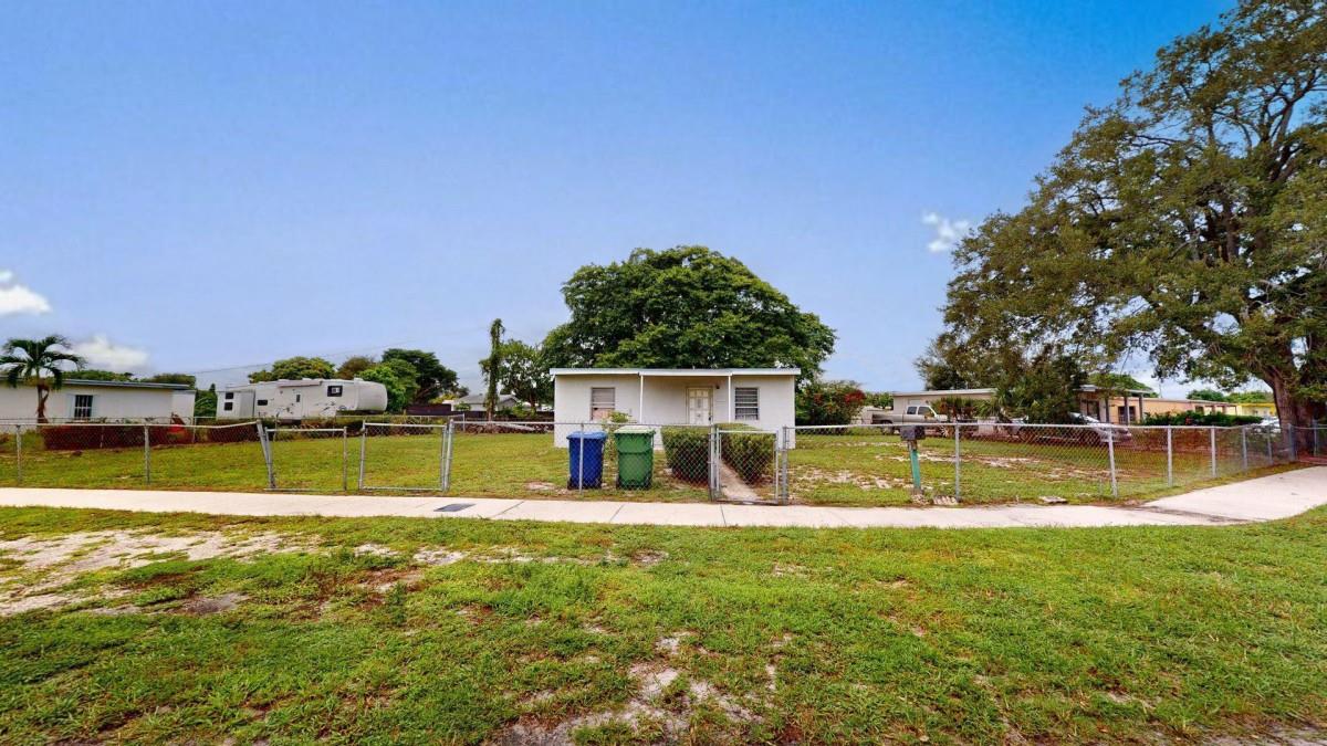 Bunche Park - Residential