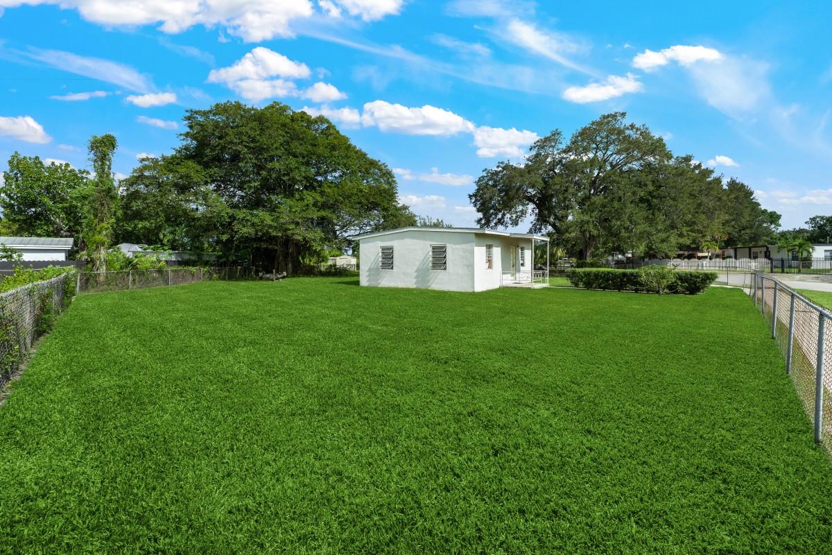 Bunche Park - Residential