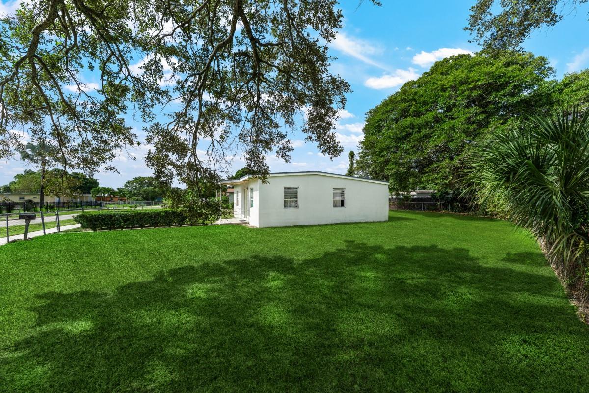 Bunche Park - Residential