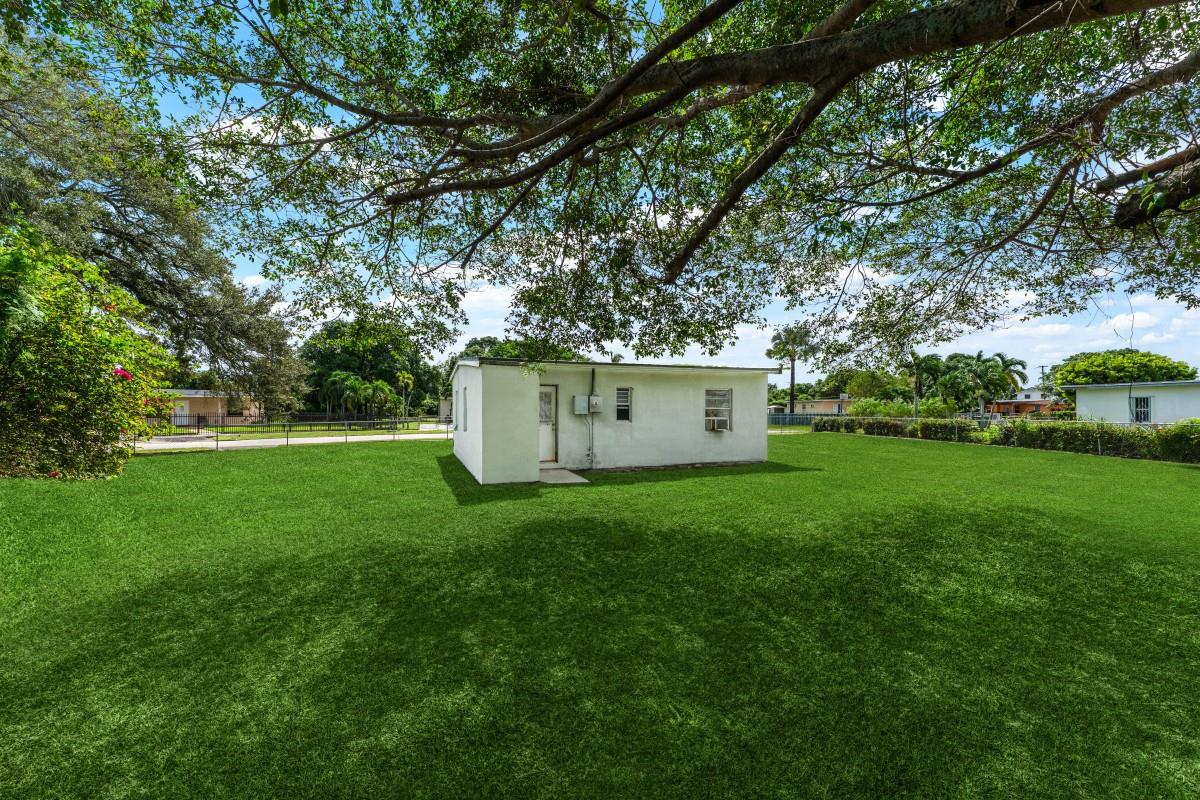 Bunche Park - Residential