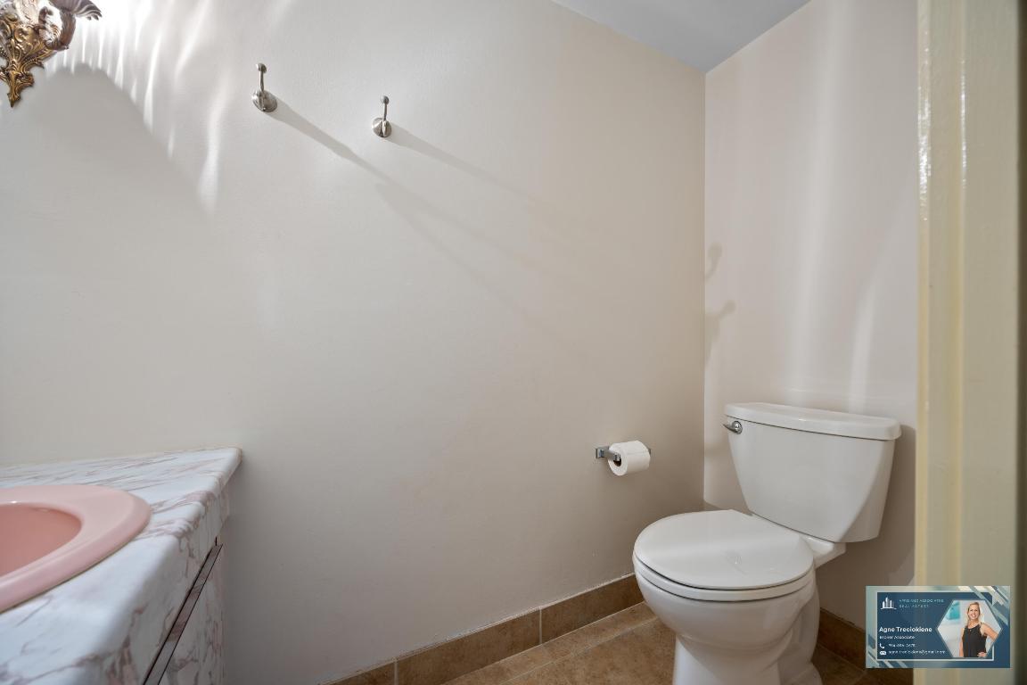 FAIRWAYS RIVIERA CONDO - Residential