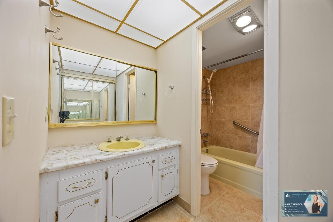 FAIRWAYS RIVIERA CONDO - Residential