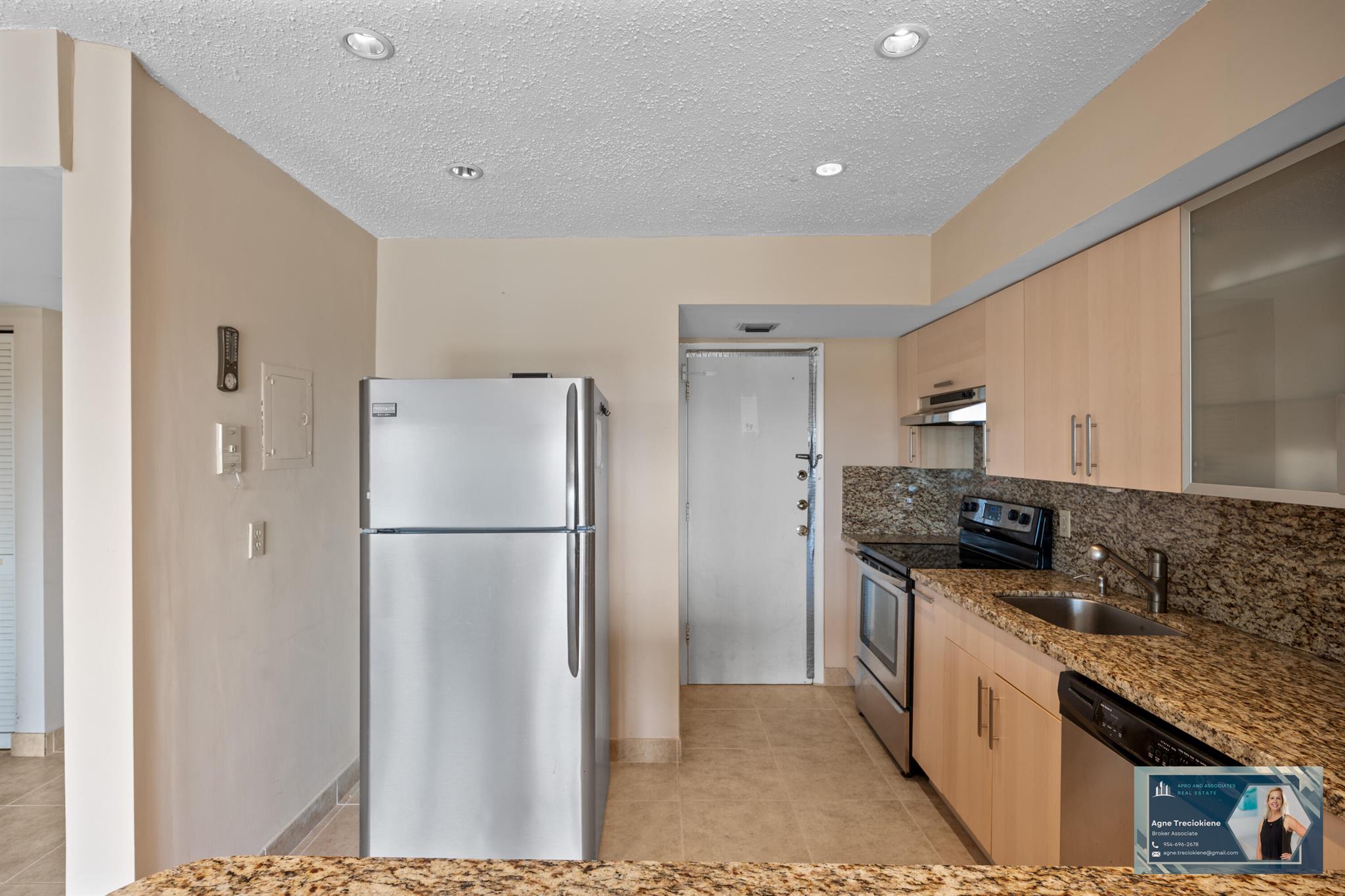 FAIRWAYS RIVIERA CONDO - Residential