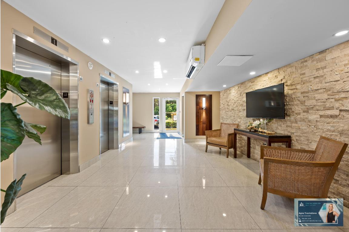 FAIRWAYS RIVIERA CONDO - Residential