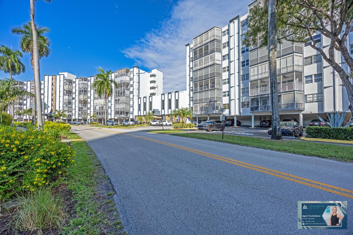 FAIRWAYS RIVIERA CONDO - Residential