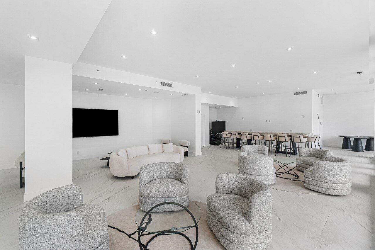 SEA RANCH CLUB OF BOCA - Residential
