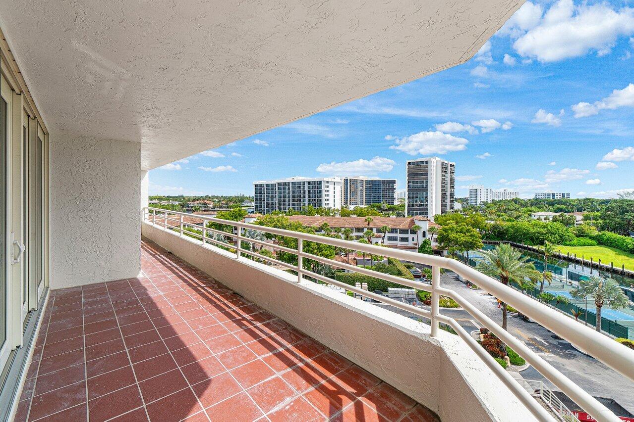 SEA RANCH CLUB OF BOCA - Residential