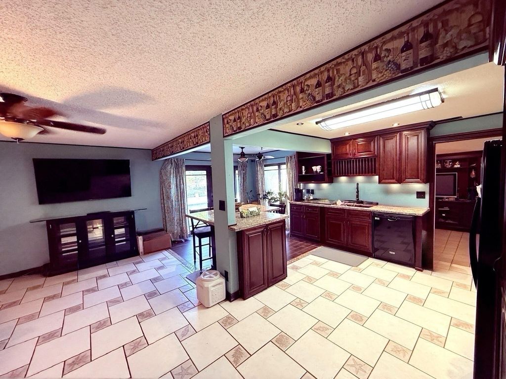 Photo of 8753 NW 27th Street, Coral Springs, FL 33065 (MLS # B26023148)