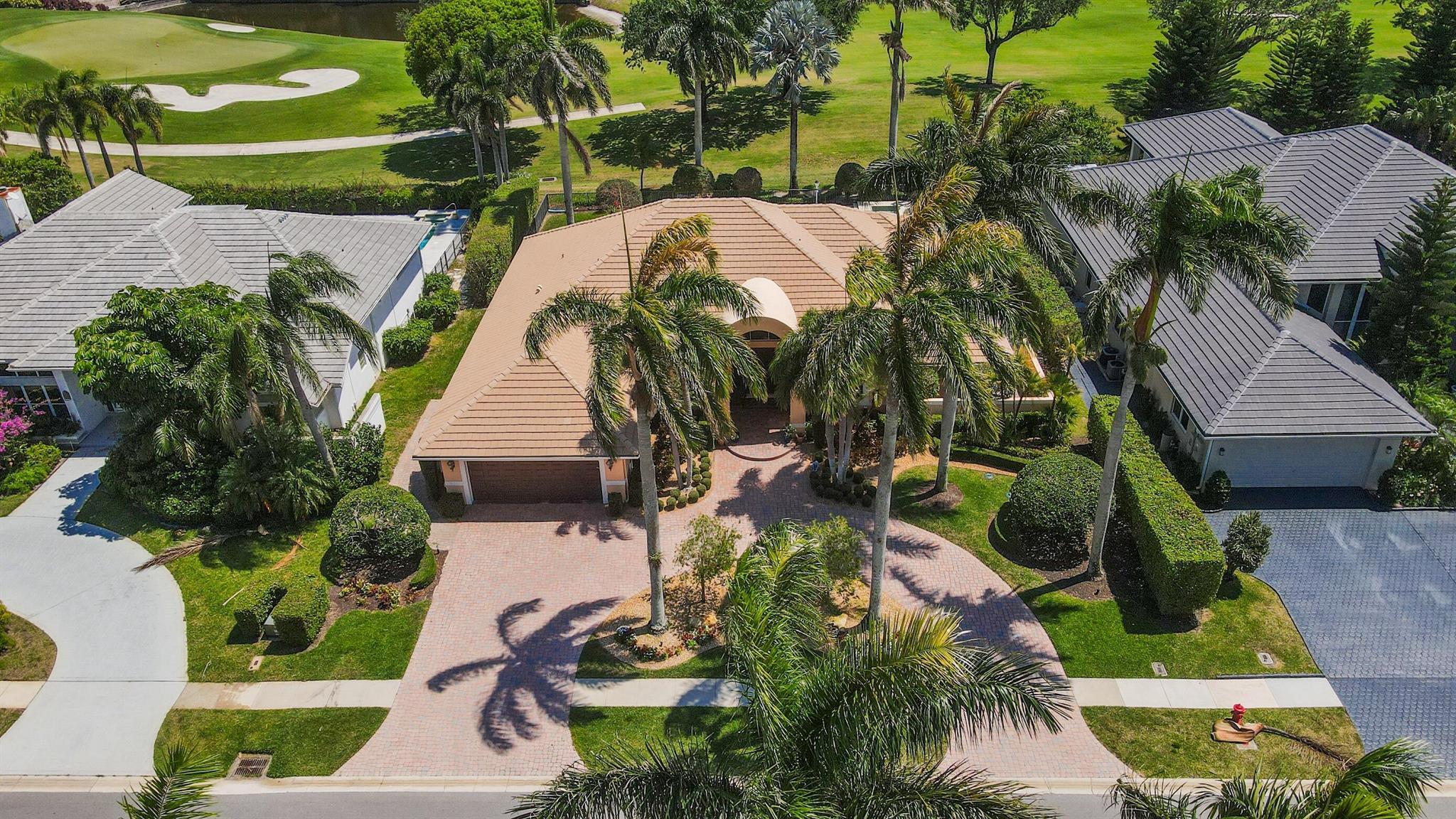 4792 Bocaire Boulevard