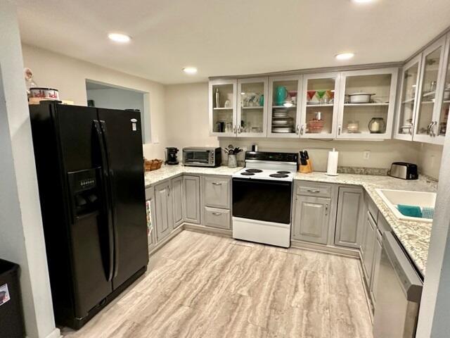 M A TYLER RESUBDIVISION O - Residential Lease