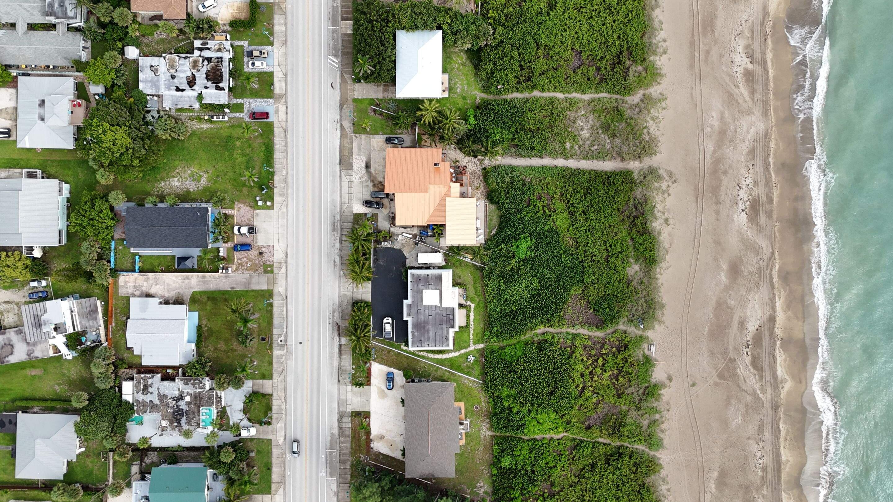 TROPICAL BEACH - Residential Lease