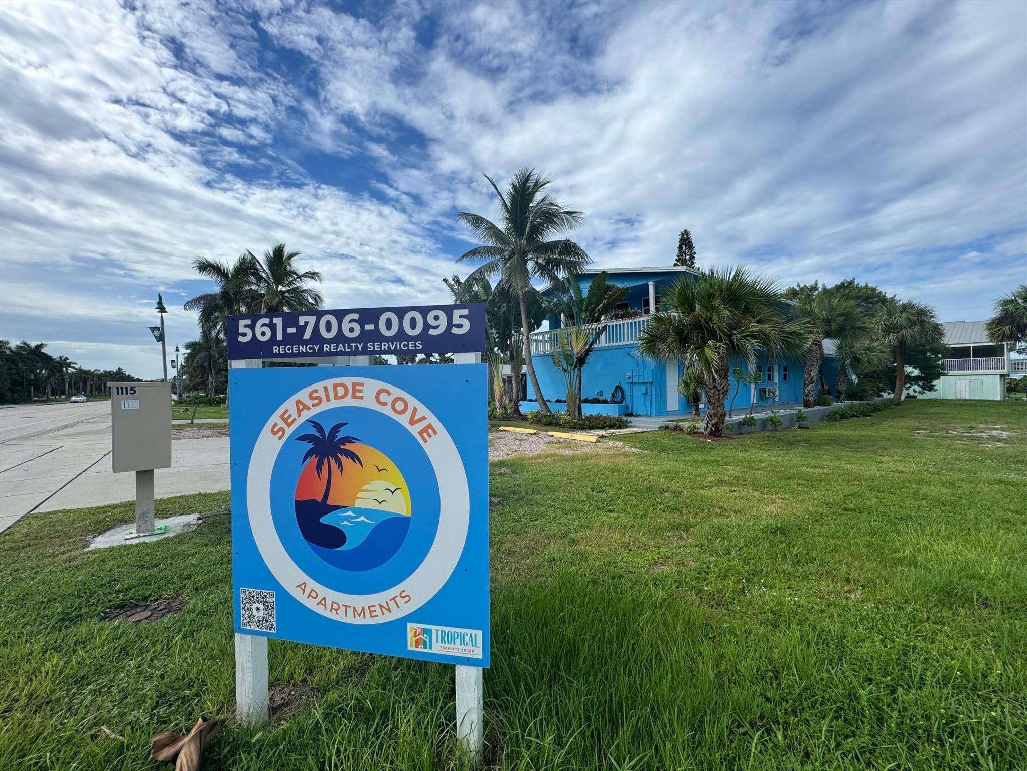 TROPICAL BEACH - Residential Lease