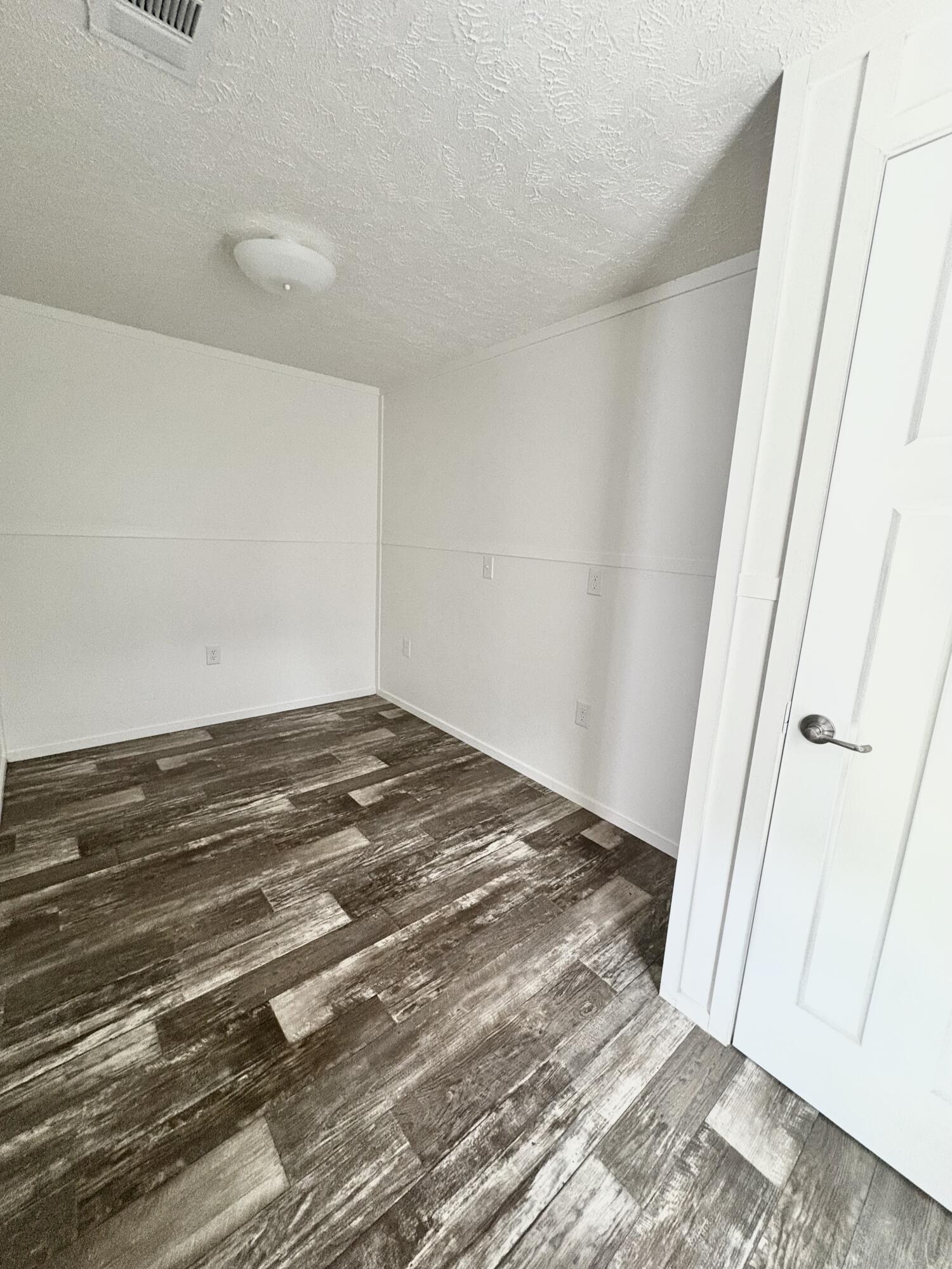 FLAGHOLE  Subdivision SEVEN K ESTATES S/D UNIT 2 - Residential