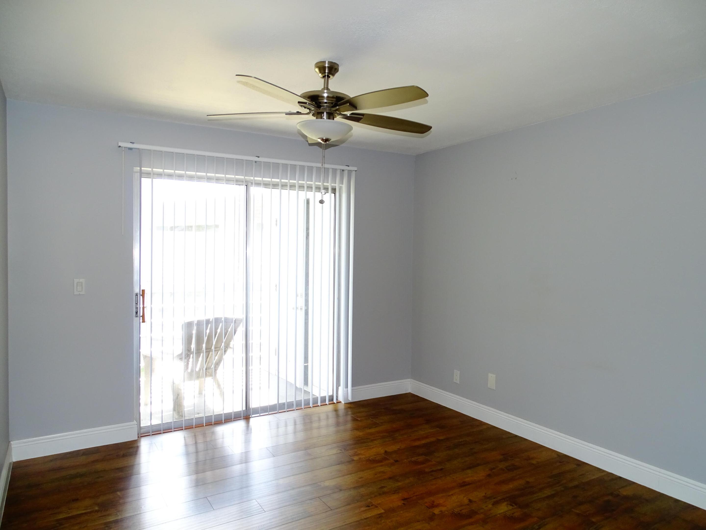 VILLAGE GREEN 4 CONDO - Residential Lease