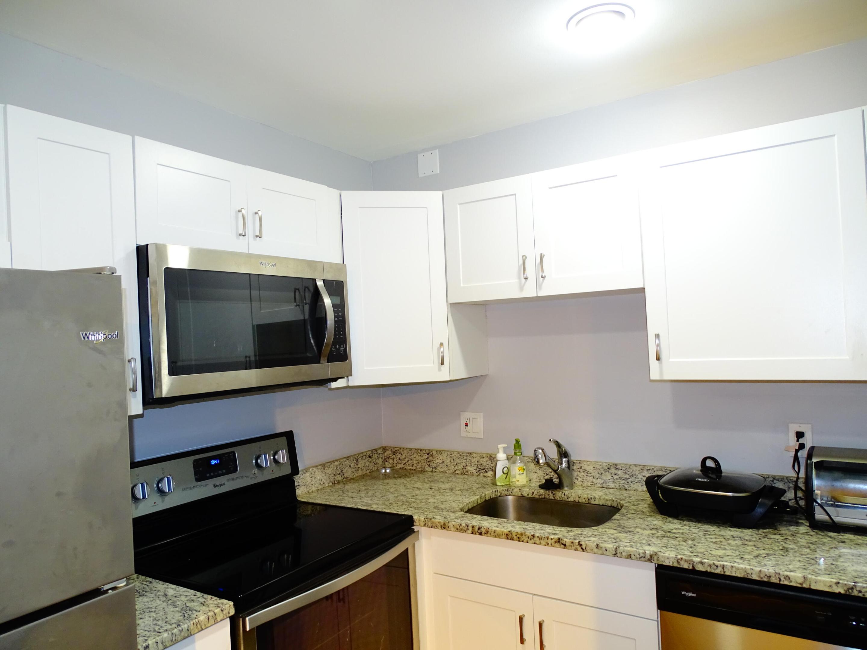 VILLAGE GREEN 4 CONDO - Residential Lease