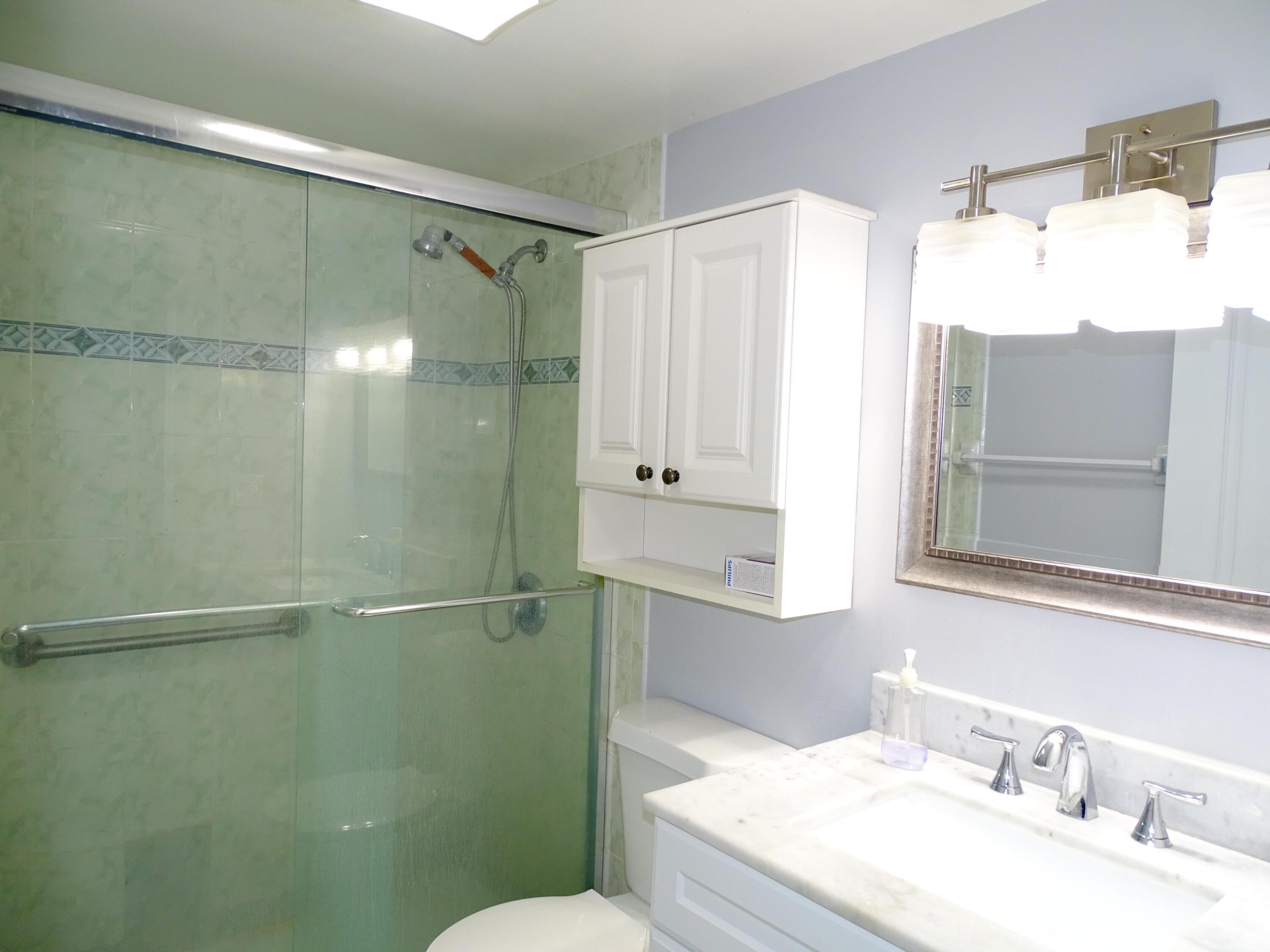 VILLAGE GREEN 4 CONDO - Residential Lease