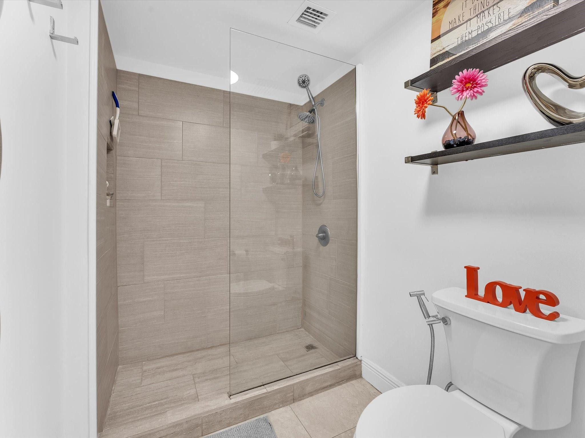 AVENTINE AT MIRAMAR - Residential Lease