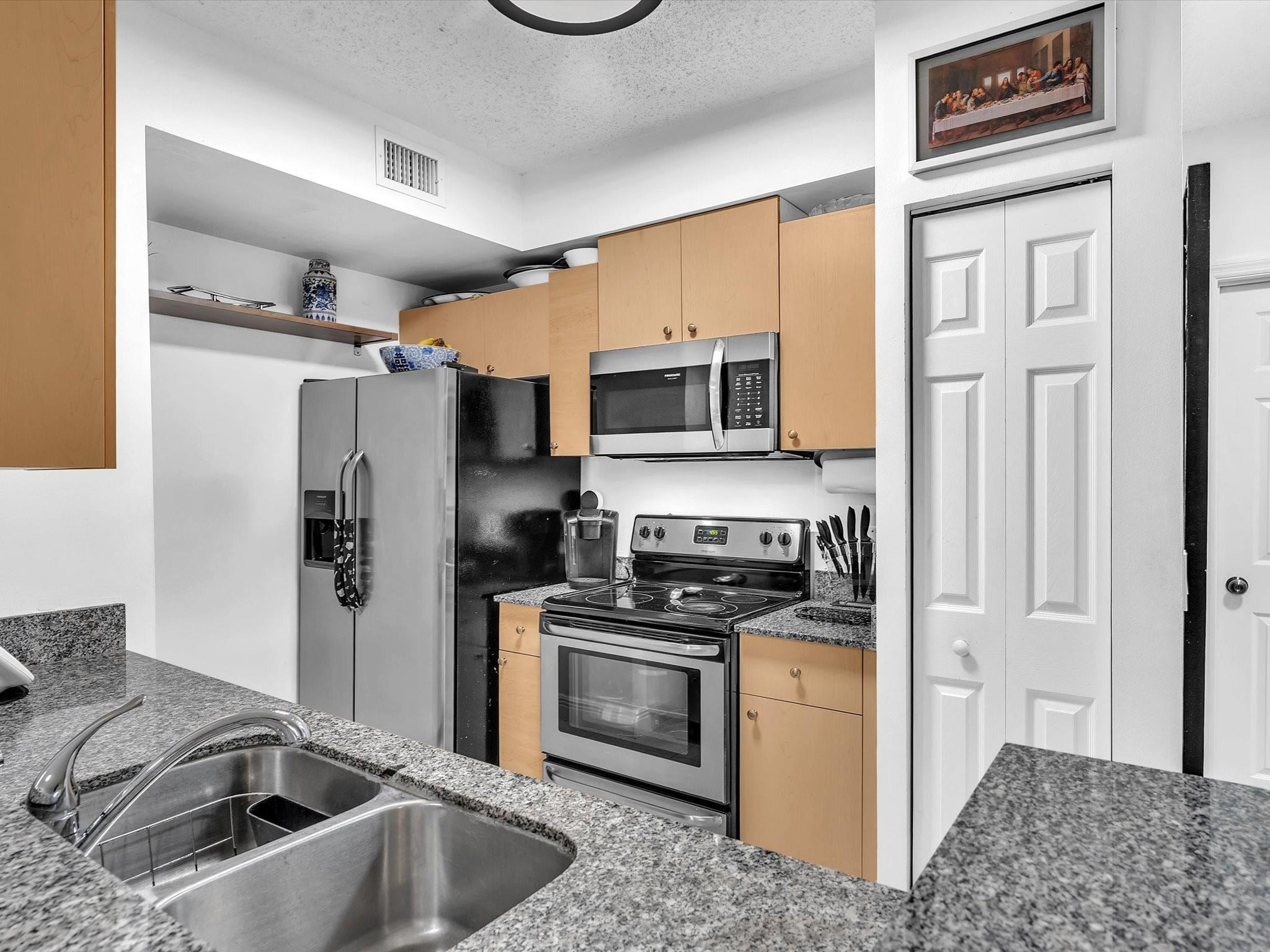 AVENTINE AT MIRAMAR - Residential Lease