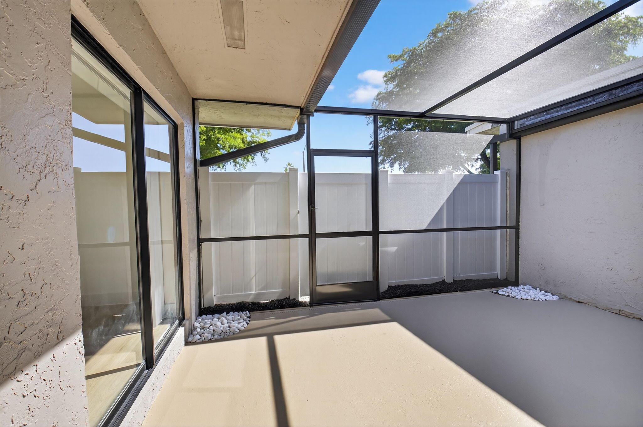 CAMELOT VILLAGE SEC 1 - Residential