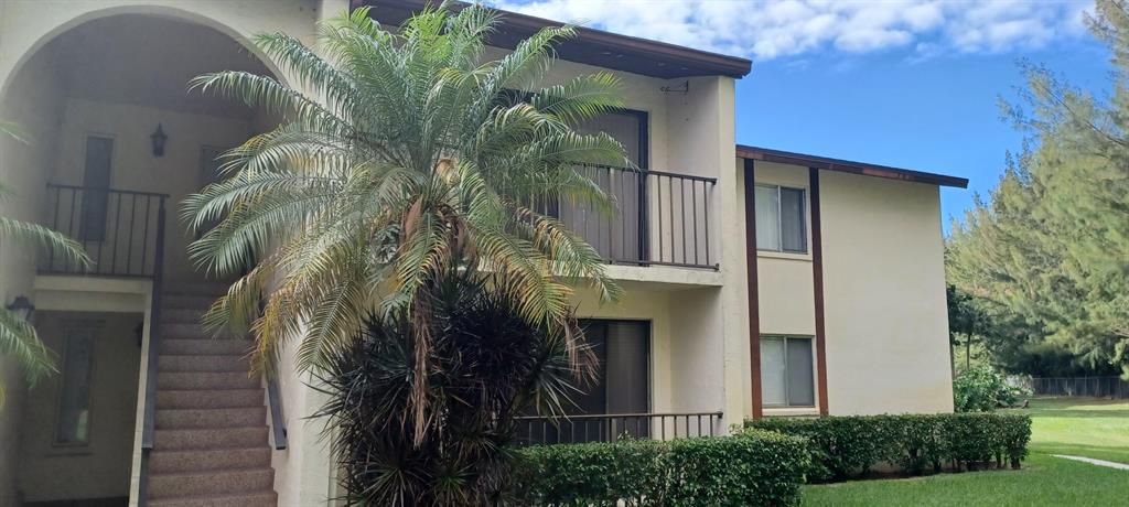 Photo of 4849 Sable Pine Circle #B2, West Palm Beach, FL 33417 (MLS # R10802187)