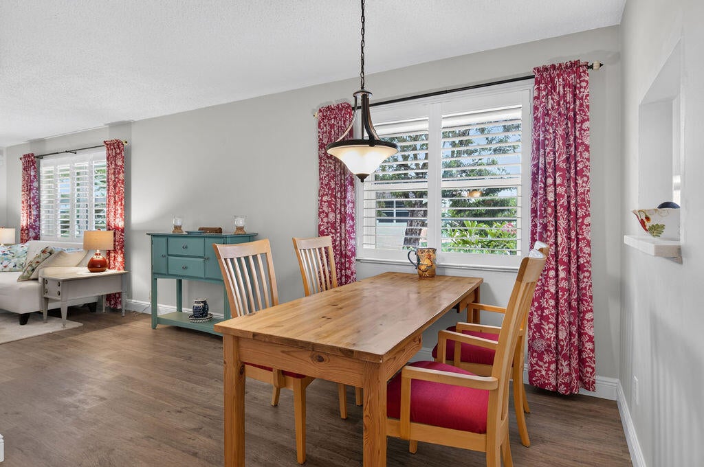2929 SE OCEAN Boulevard 121-6