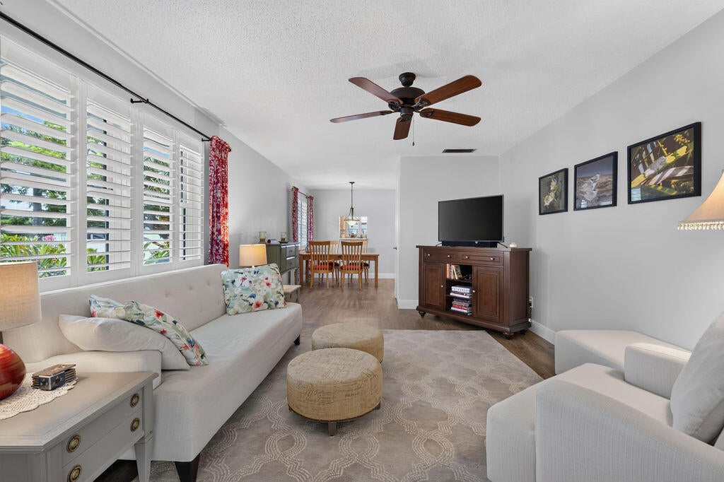 2929 SE OCEAN Boulevard 121-6