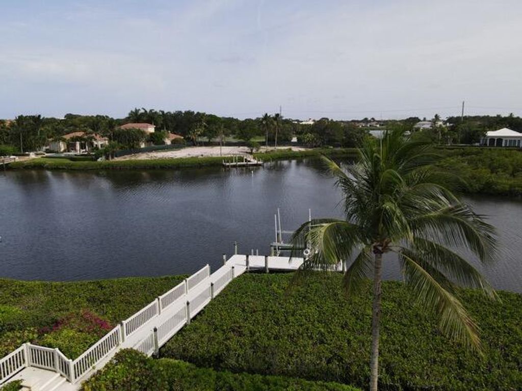 Photo of 215 Regatta Drive, Jupiter, FL 33477 (MLS # R10725479)