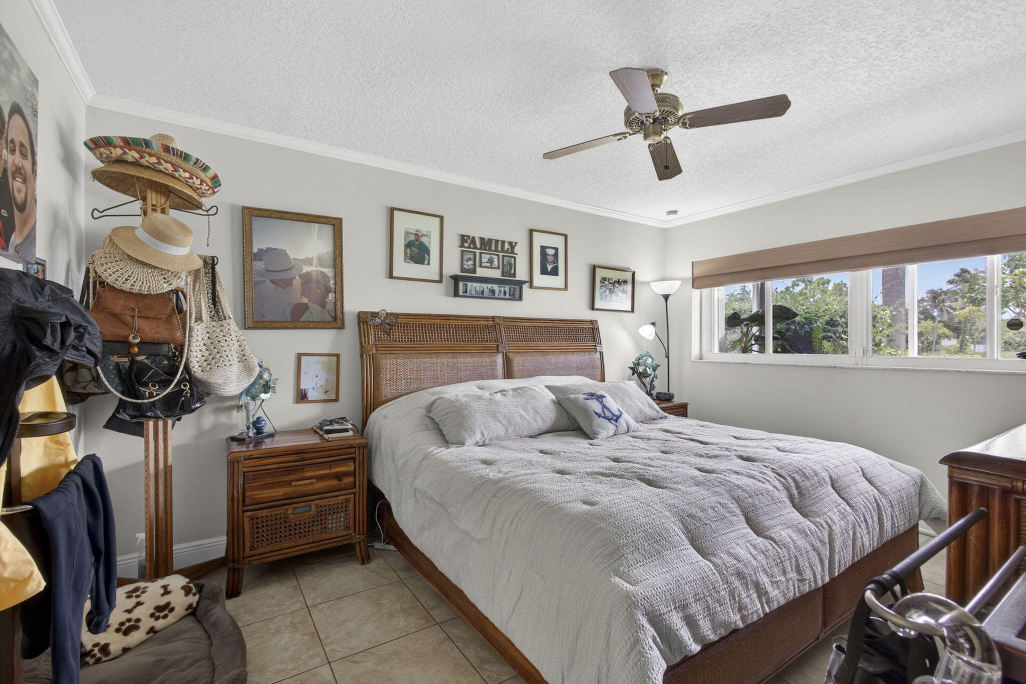 BOUNDBROOK CONDO S - Residential