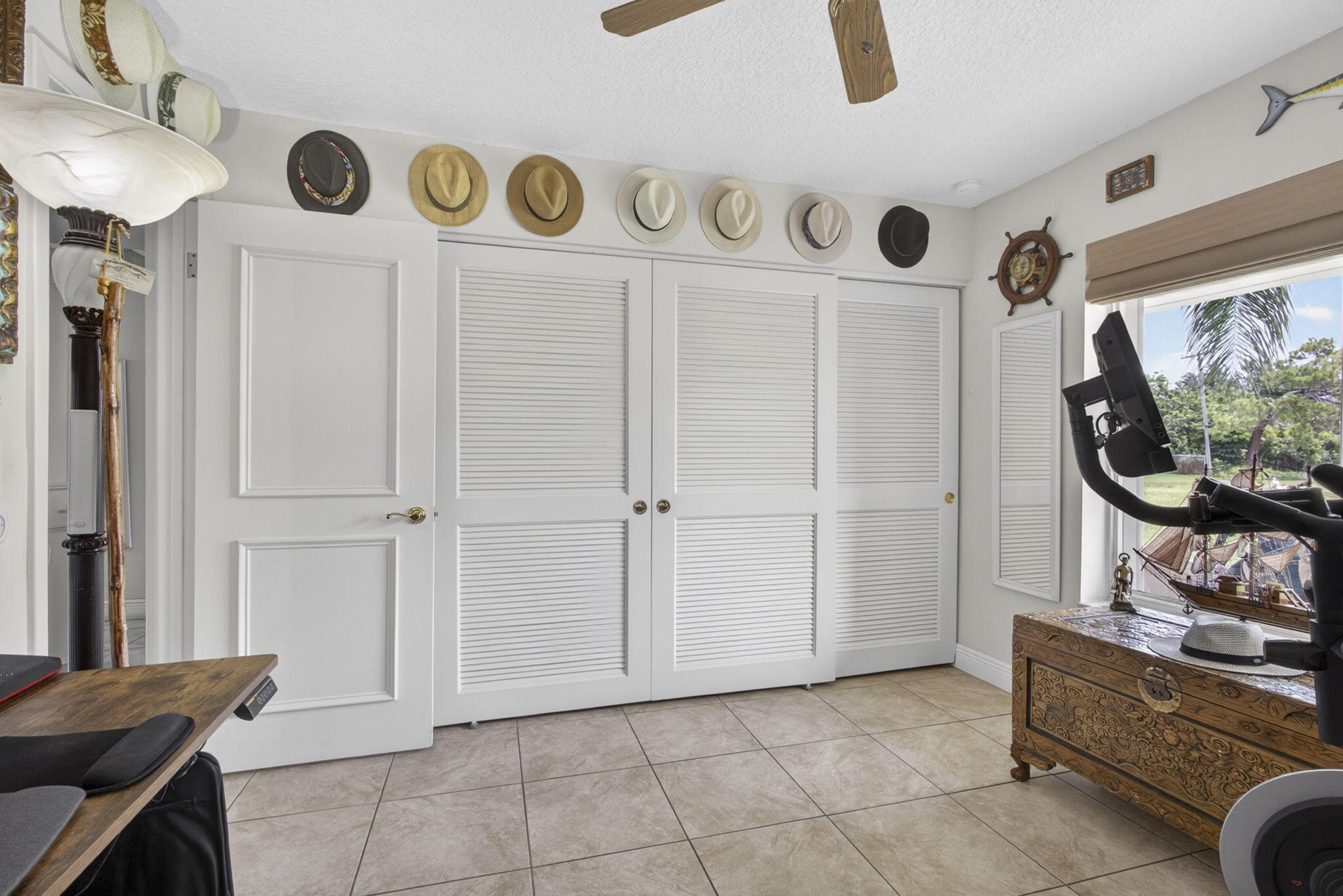 BOUNDBROOK CONDO S - Residential