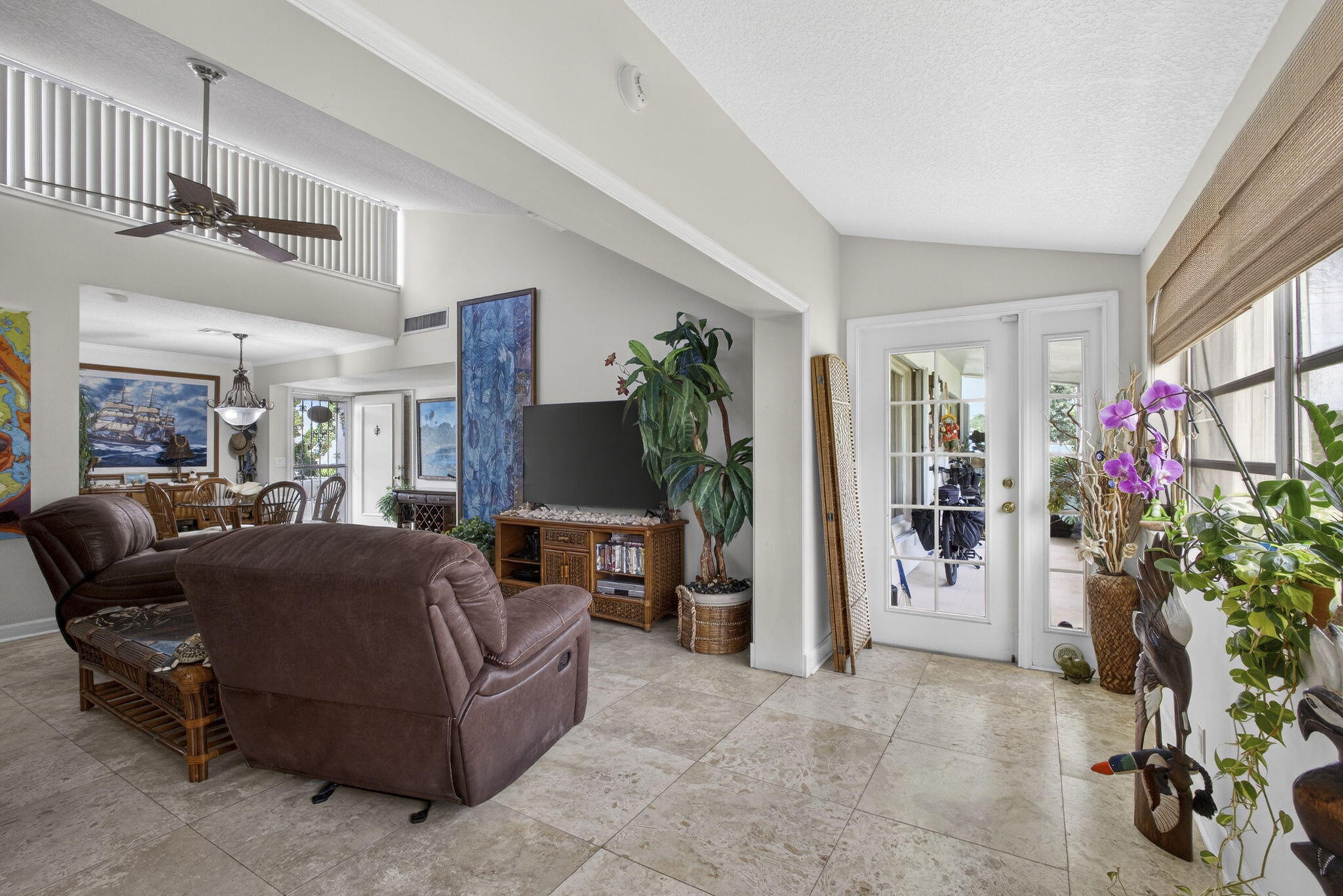 BOUNDBROOK CONDO S - Residential