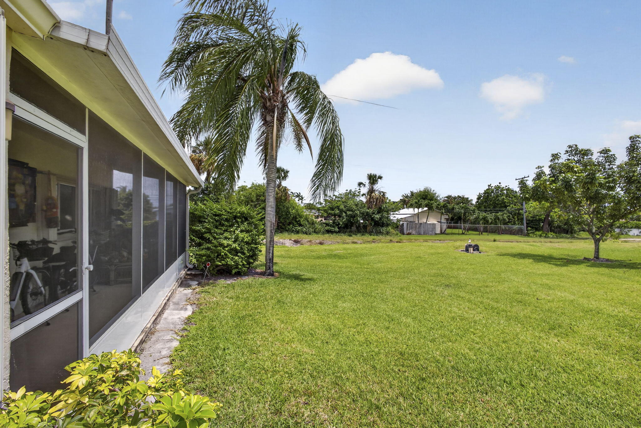 BOUNDBROOK CONDO S - Residential