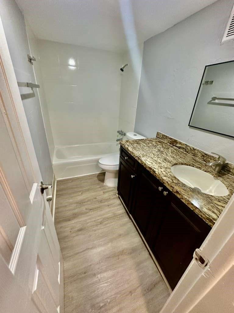 Lakeside Manor Condo - Residential Lease
