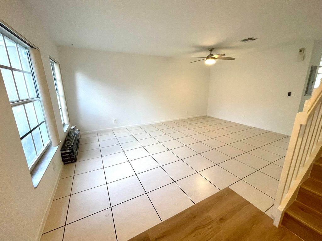 Photo of 986 Summit Lake Drive, West Palm Beach, FL 33406 (MLS # R11038972)