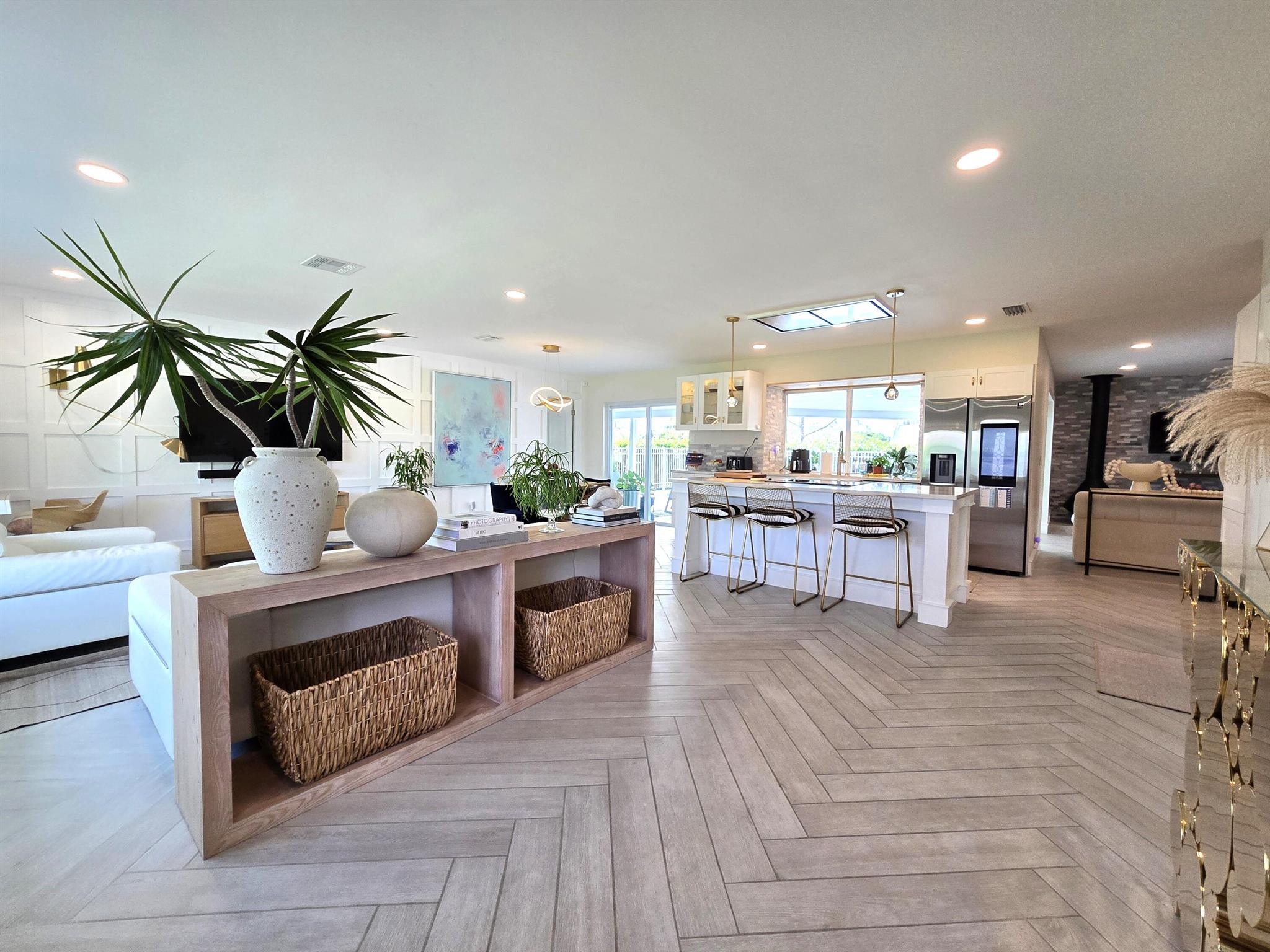 1001 NW 4th Court
