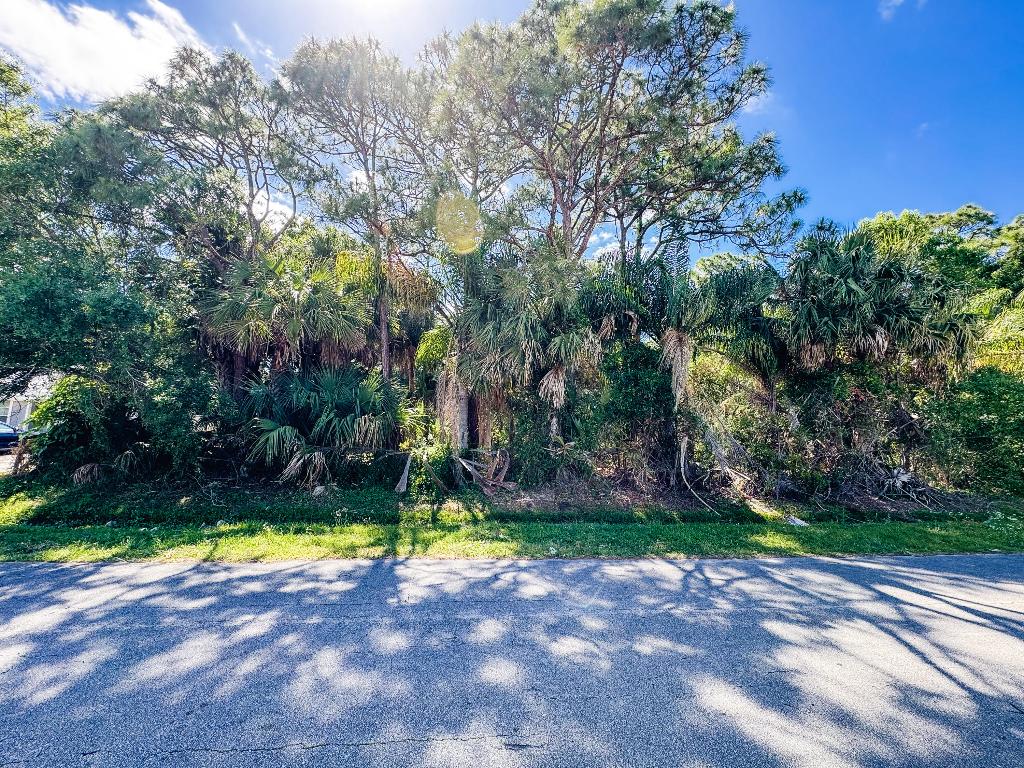 INDIAN RIVER ESTATES UNIT 9 - Land