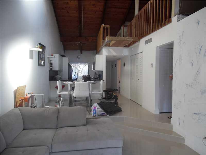 ARROWHEAD GOLF AND TENNIS - Residential