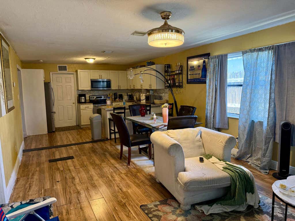 Photo of 1105 W 34th Street, Riviera Beach, FL 33404 (MLS # B26063074)