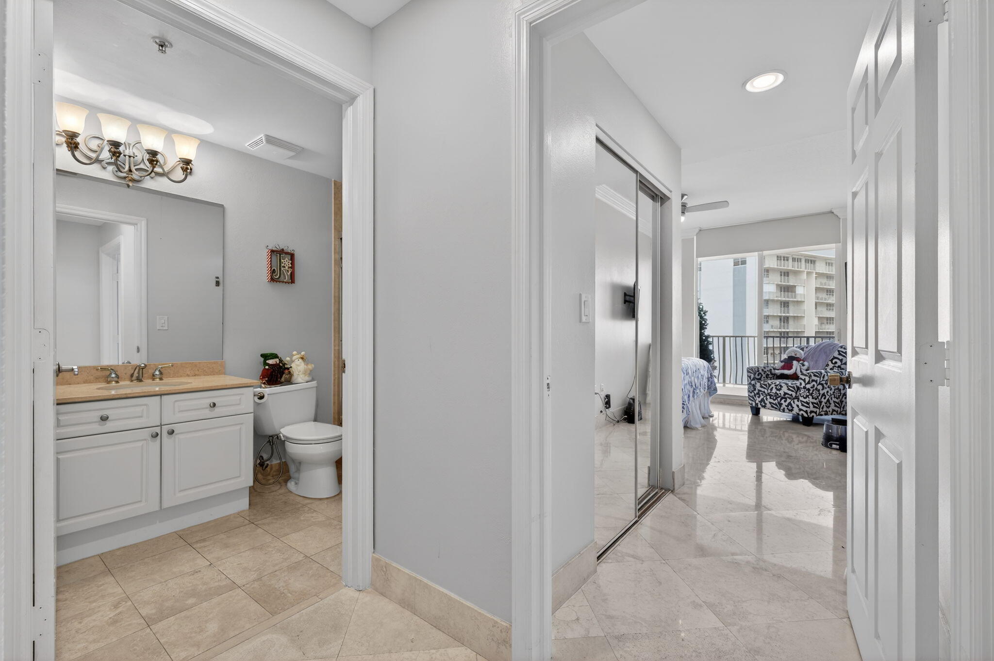 JACKSON TOWER LAS OLAS CONDO - Residential Lease