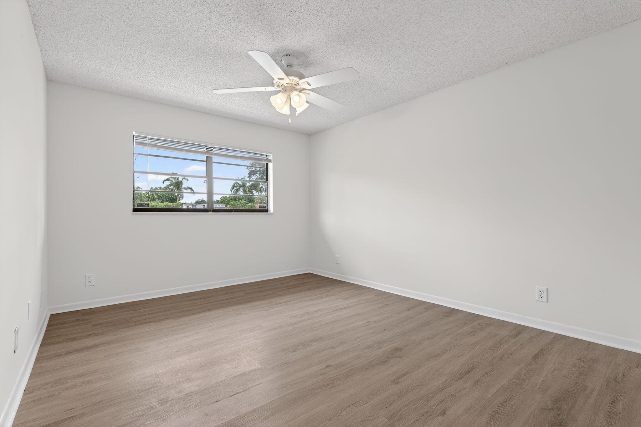 Lakeside Villas - Residential Lease