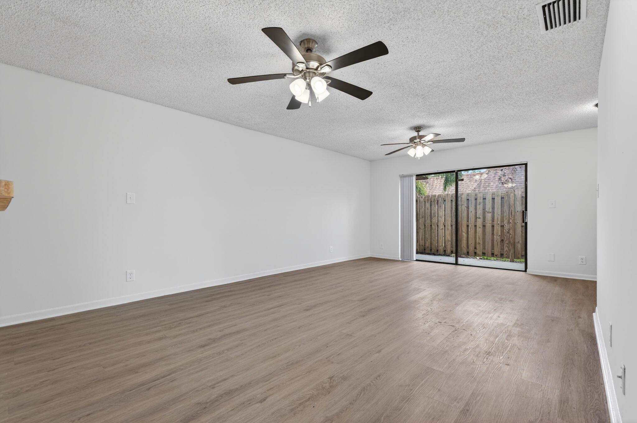 Lakeside Villas - Residential Lease