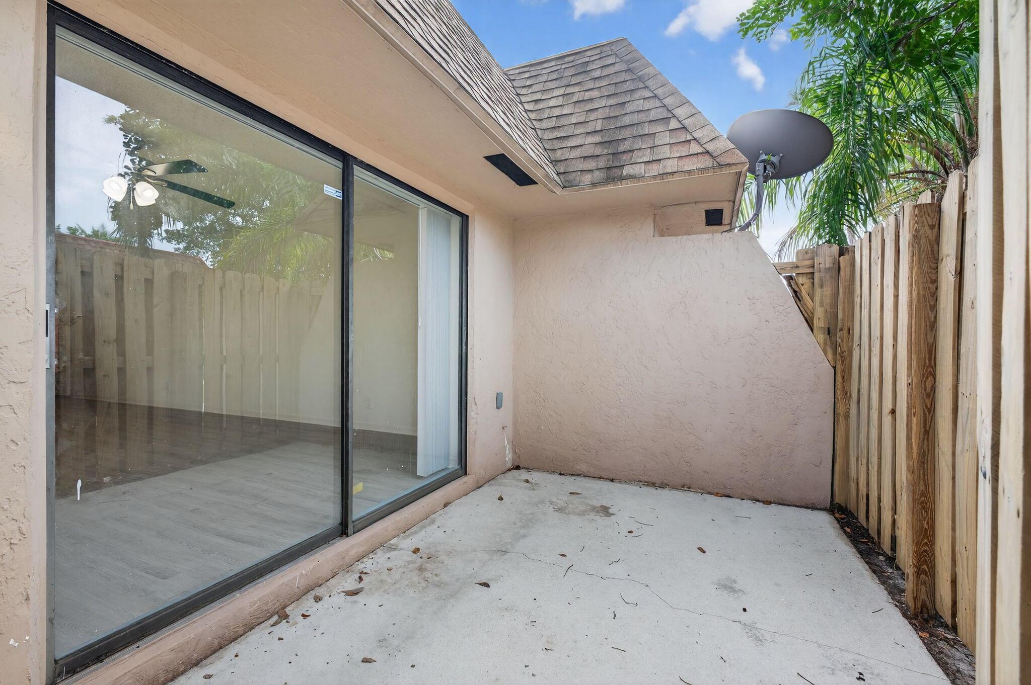 Lakeside Villas - Residential Lease