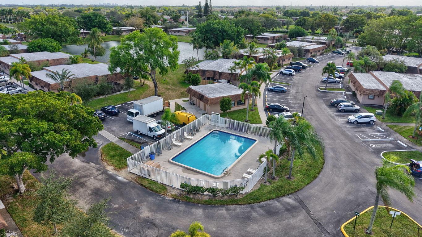 Lakeside Villas - Residential Lease