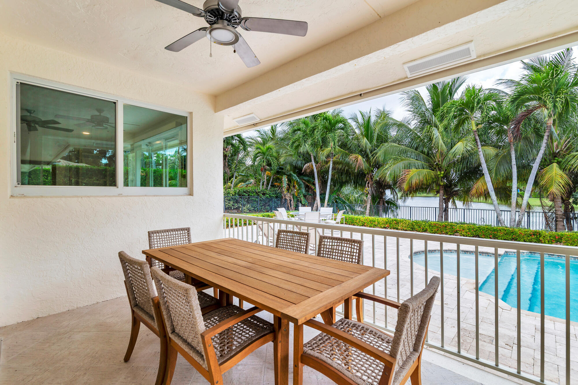 PRESIDENT COUNTRY CLUB 4 - Residential Lease