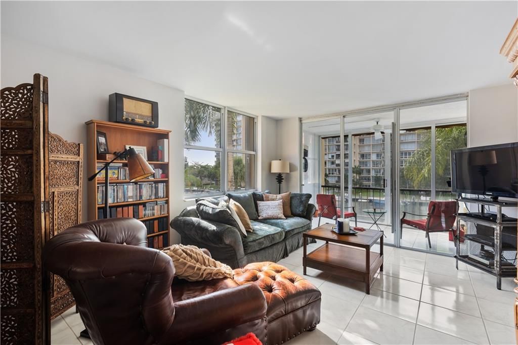 Photo of 777 S Federal Hwy #F306, Pompano Beach, FL 33062 (MLS # F10322766)