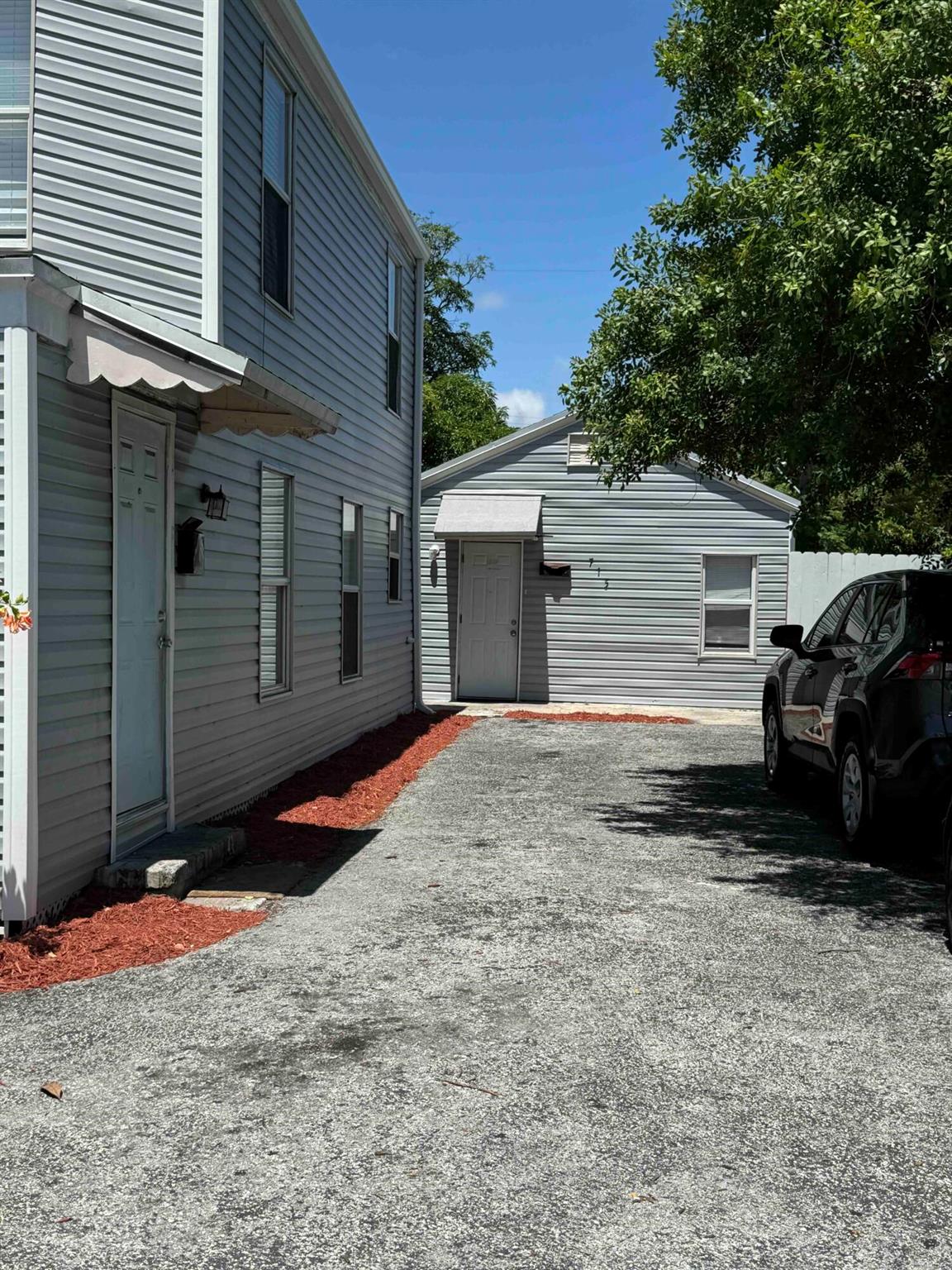 LAKE WORTH TOWN OF - Residential Lease