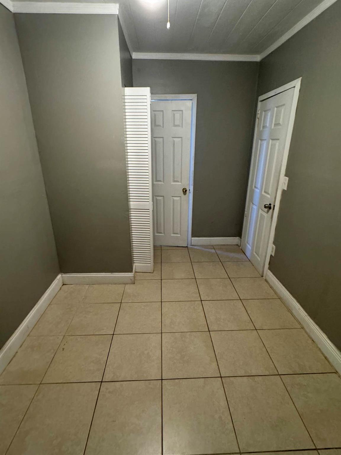 LAKE WORTH TOWN OF - Residential Lease